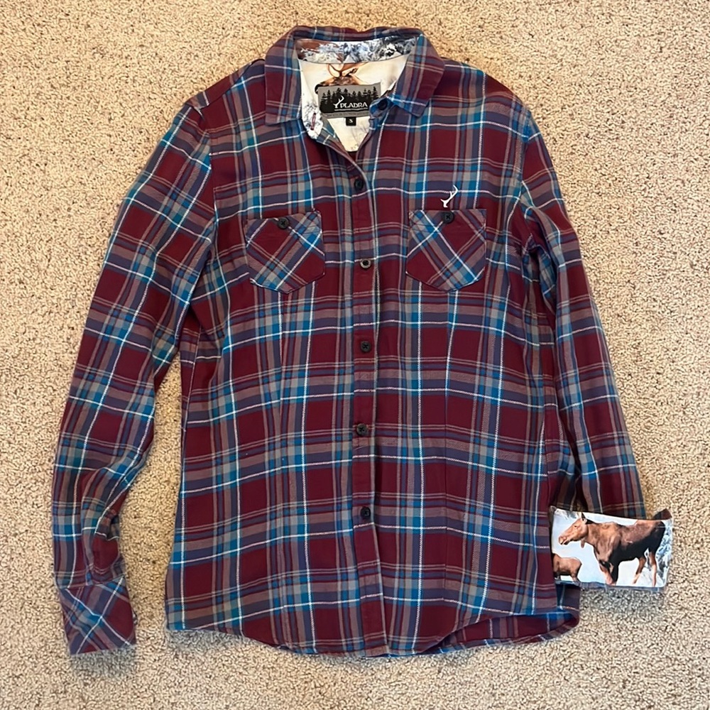 Pladra women’s size Small luxury flannel. Burgundy and blue, like new